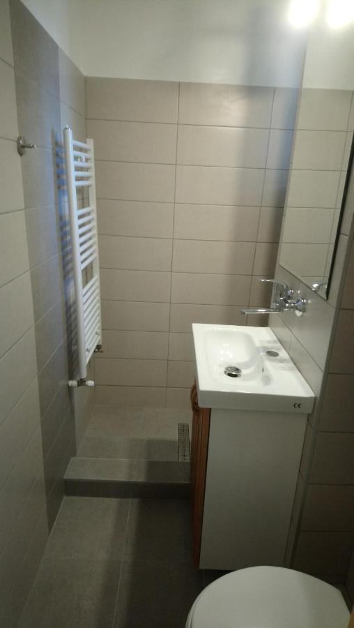 Apartamento Simple&comfortable Miercurea Ciuc Exterior foto